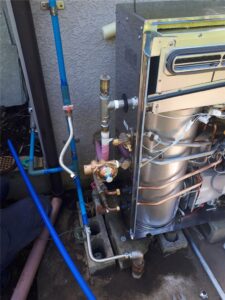 鴨川市　太陽熱温水器対応型石油給湯器交換
