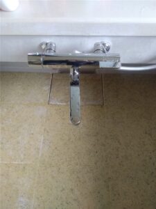 鴨川市　浴室サーモシャワー水栓交換