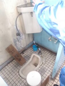 鴨川市　トイレ改修及び部品交換工事