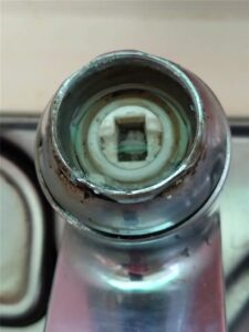 鴨川　水栓部品交換