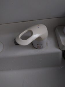 勝浦市　水栓カートリッジ交換