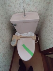 館山市　トイレタンク部品便座交換