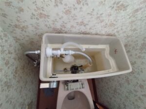 館山市　トイレタンク部品便座交換