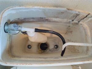 鴨川市2階トイレタンク部品交換