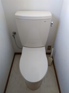 鴨川市　便器設置工事