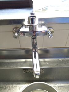 南房総市キッチン壁付シングル水栓交換