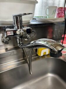 館山市　キッチンシャワー付水栓交換