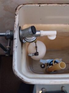 館山市　トイレタンク部品交換