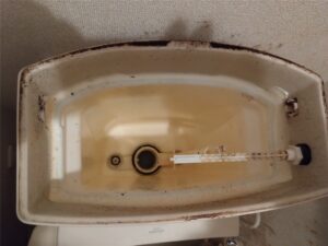 館山市  トイレタンク部品交換