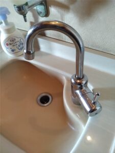 南房総市　トイレ手洗部品交換