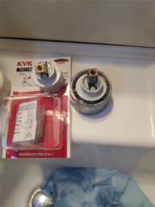 館山市　洗面台水栓部品交換