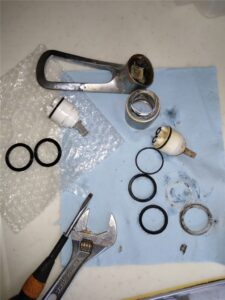 南房総市　キッチンワンホール水栓部品交換