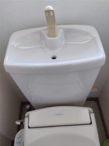 館山市　2階トイレタンク部品交換