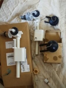 館山市 　2階トイレタンク部品交換