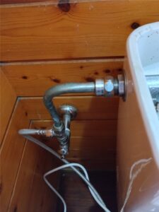 鴨川市　便座交換工事