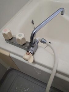 館山市 　SB混合水栓スパウト交換