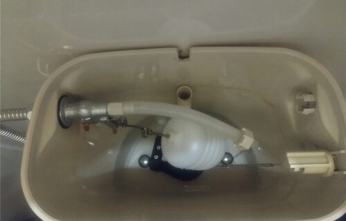 鴨川市 　簡易水洗トイレタンク部品交換