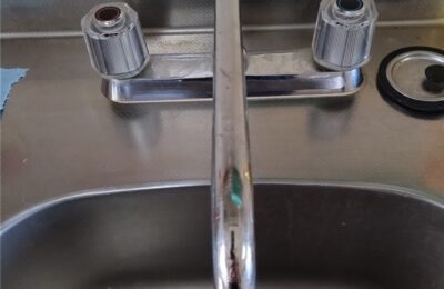 鴨川市　流し2ハンドル水栓部品交換