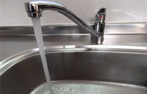 館山市　キッチンワンホール水栓部品交換