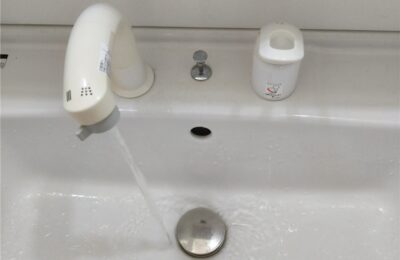 鴨川市宮 離れ洗面台水栓部品交換